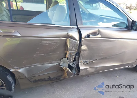 2009 Honda Accord 2.4 Ex z USA, uszkodzony, nr VIN 1HGCP26719A102666